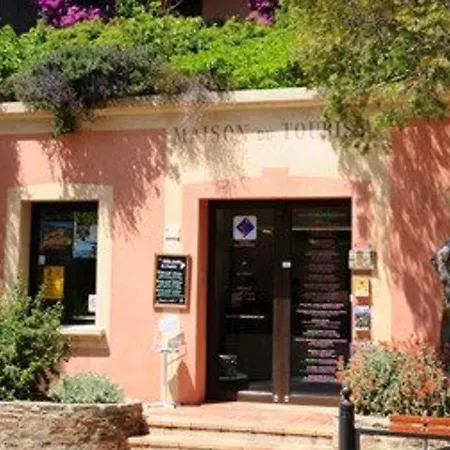 Apartament Spacieux 2 Pieces Avec Terrasse Et Vue Degagee, Proche Du Quartier Le Pin De - Fr-1-308-51 Bormes-les-Mimosas